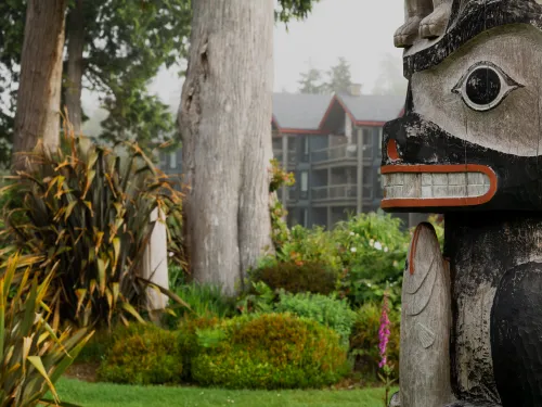 totem at Tin Wis Resort