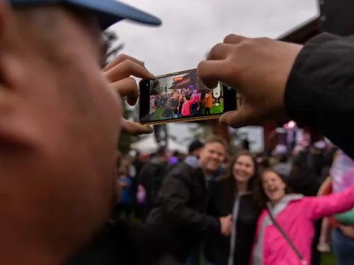 Full Circle follows visitors using phones for navigating while in-destination 